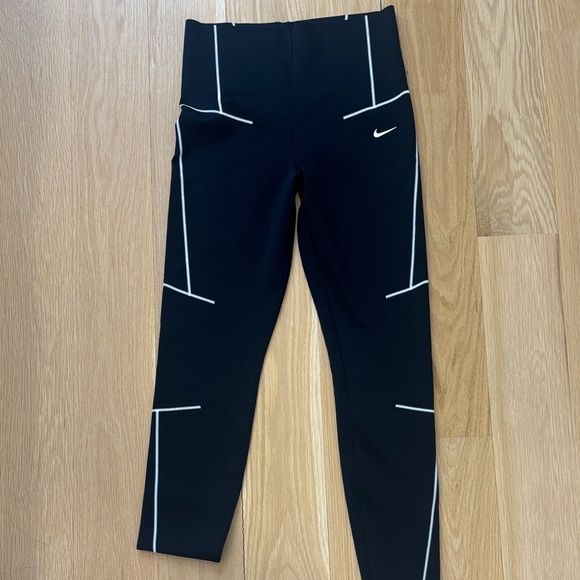 Nike x Soul Cycle Black Leggings - Picture 3 of 6